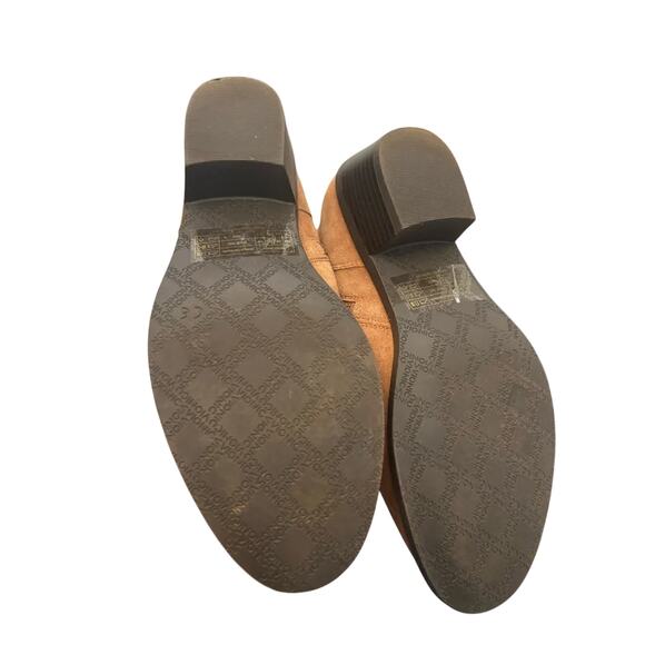 Vionic Suede Brown Booties 7 Wide - Picture 6 of 8